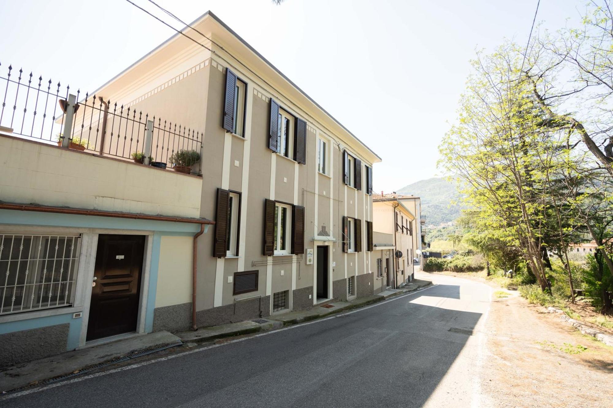 Le Camere Sui Colli 2 La Spezia Exterior photo